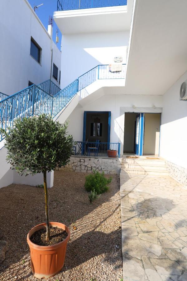 Traditional Town Garden Apartment Rhodes City المظهر الخارجي الصورة
